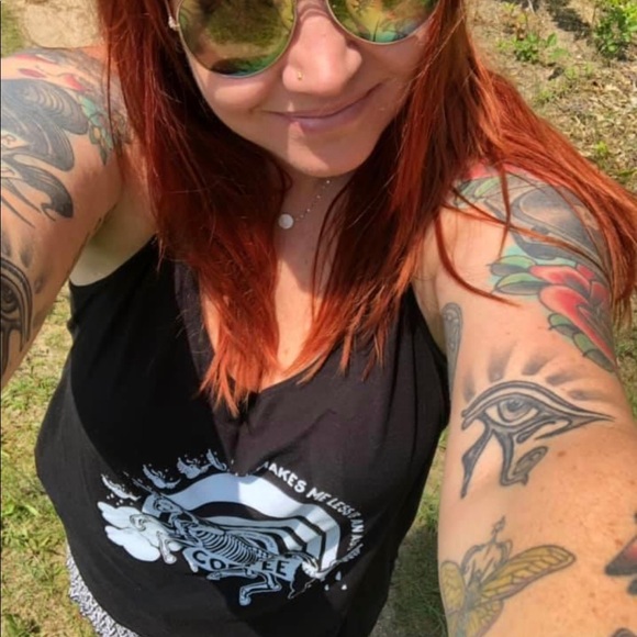 Meet your Posher, Erin - Picture 12 of 12